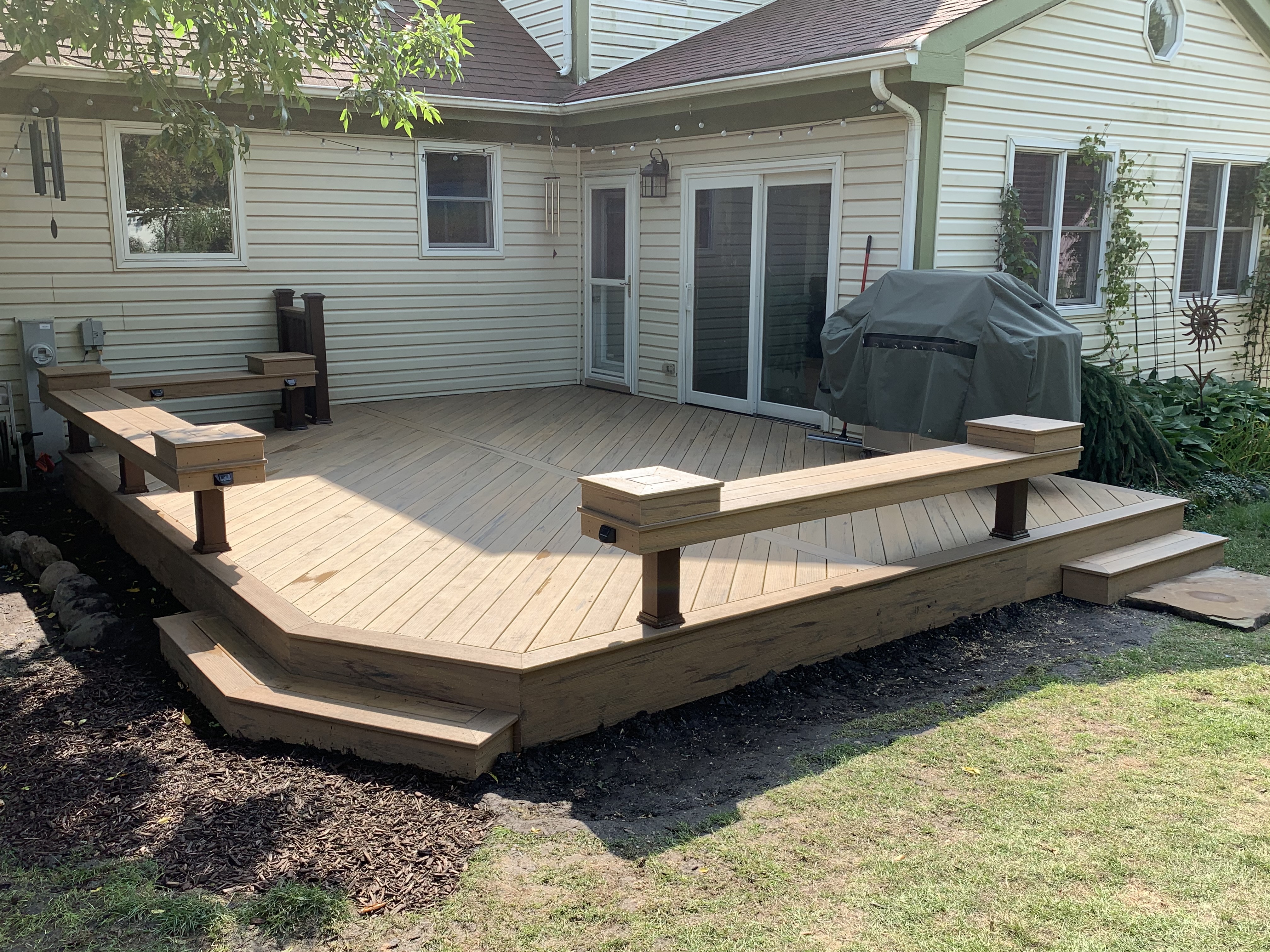 Wraparound Bench Deck — build